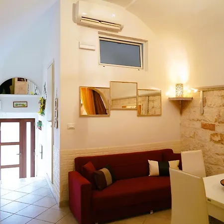 Casa Lythos - Confort Nel Cuore Di Feriehus Ostuni